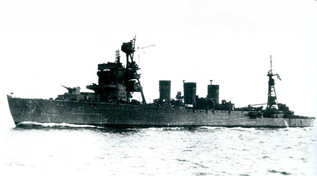Japanese cruiser Isuzu in 1944