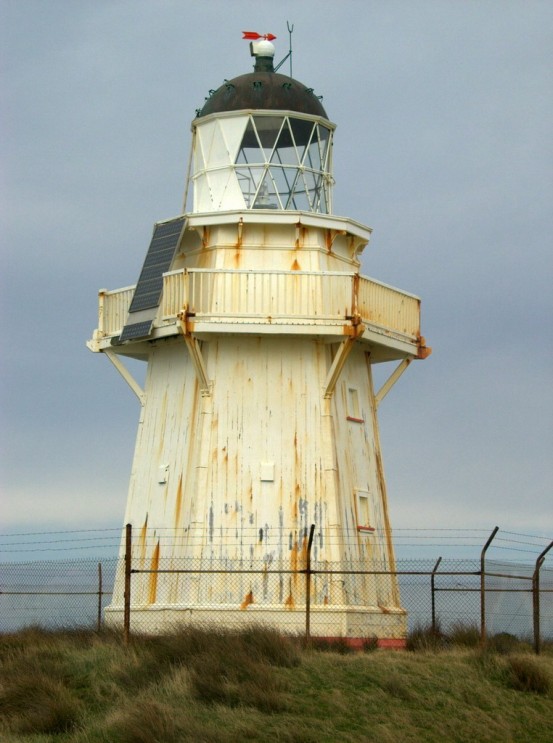 Waipapa_point_lighthouse