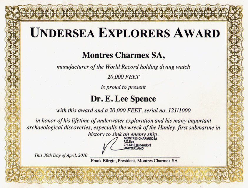 Undersea Explorer's Award presented to Dr. E. Lee Spence by Charmex